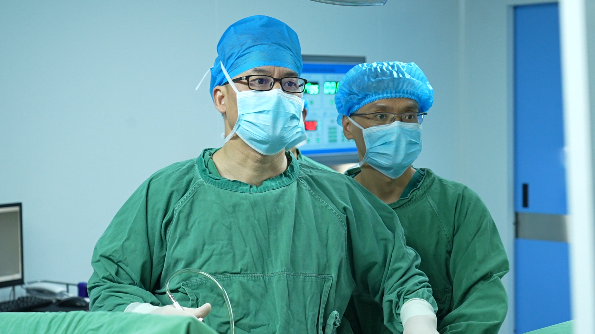 23岁男子春节急诊入院 超微创保胆守护团圆年(图3)